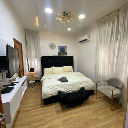 2-Bedroom Furnished Apartment - Lekki Лагос Экстерьер фото